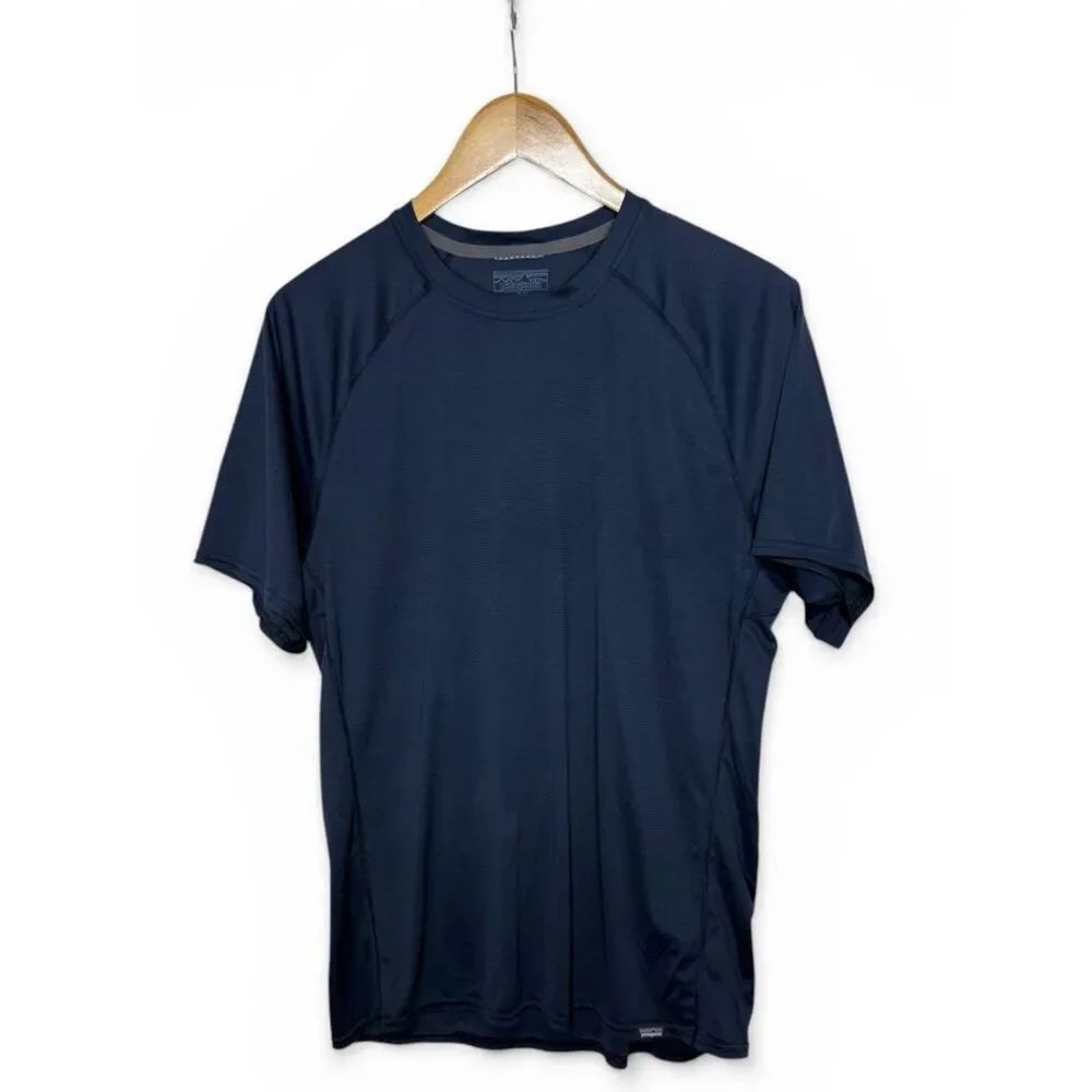 Patagonia Men’s Capilene Baselayer Tee Shirt in Navy Blue Short Sleeve Size L